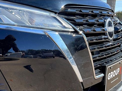 Used 2024 Nissan Kicks SV image 28