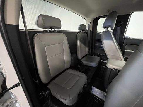 Used 2019 Chevrolet Colorado W/T w/ WT Convenience Package image 12