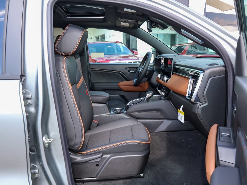 New 2026 GMC Canyon AT4 w/ Technology Plus Package AWD/4WD image 33