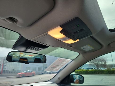 Used 2024 Nissan Sentra SR w/ SR Premium Package image 30