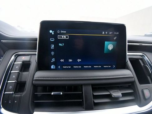 Used 2024 Chevrolet Suburban LT AWD/4WD image 27