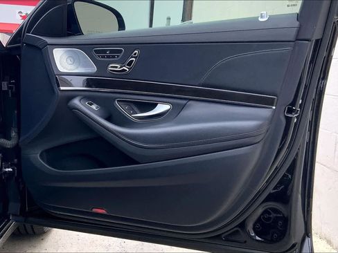 Used 2015 Mercedes-Benz S 550 S 550 image 28