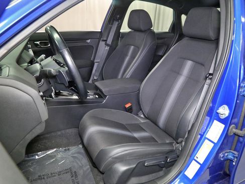 Certified 2024 Honda Civic Sport image 3