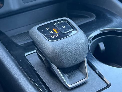 Used 2024 Nissan Rogue SV image 23