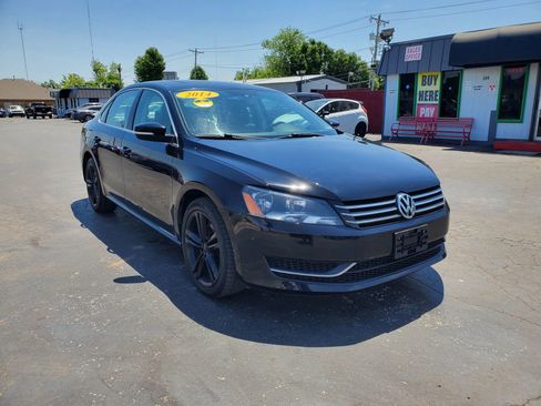 Used 2014 Volkswagen Passat 1.8T SE image 7