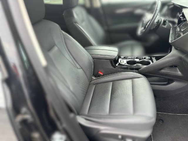 Used 2023 Buick Envision Essence AWD/4WD image 27