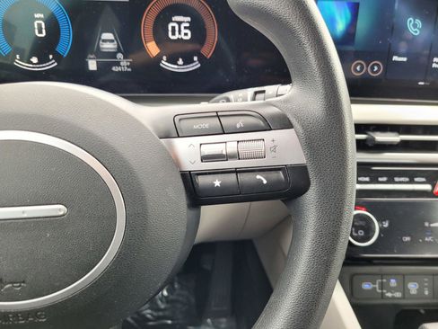 Used 2025 Hyundai Tucson SEL image 32