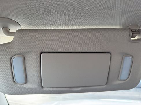 Used 2022 Chevrolet Colorado LT w/ LT Convenience Package image 22