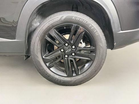 Used 2025 Chevrolet Trax ACTIV FWD image 30