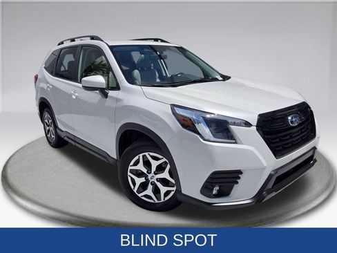 Used 2024 Subaru Forester Premium AWD/4WD image 11