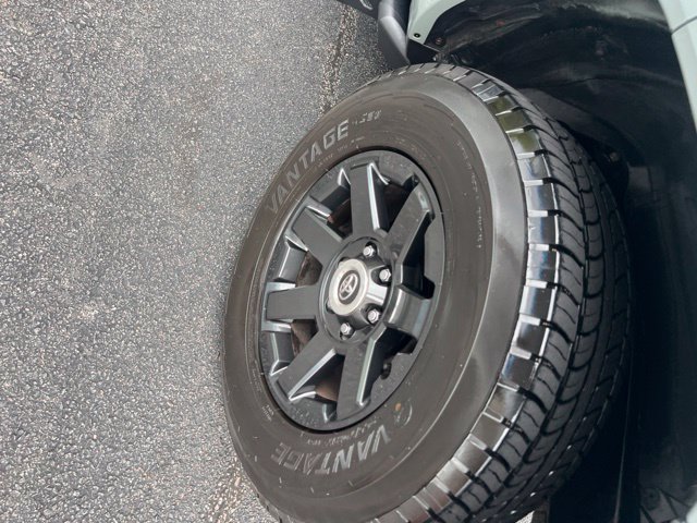 Used 2022 Toyota 4Runner Trail Special Edition AWD/4WD image 22