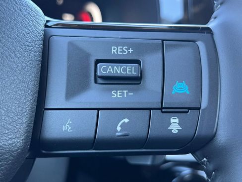 New 2026 Nissan Pathfinder SL FWD image 12