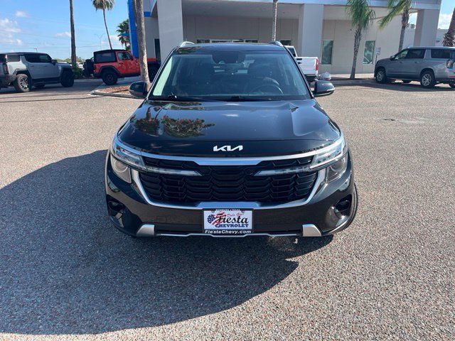 Used 2024 Kia Seltos S FWD image 2
