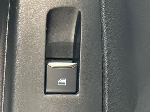 Used 2022 Ford Escape SE w/ Convenience Package image 36