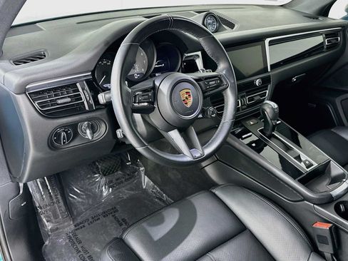 Certified 2023 Porsche Macan S w/ Premium Package Plus AWD/4WD image 4