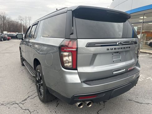 Used 2023 Chevrolet Suburban RST w/ Sport Performance Package image 7