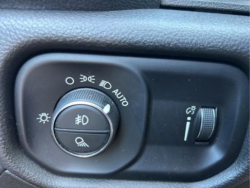 Used 2022 RAM 1500 Big Horn image 14