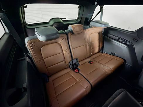 Used 2022 Lincoln Navigator L Reserve AWD/4WD image 42