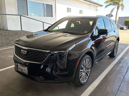 Used 2024 Cadillac XT4 Premium Luxury w/ Technology Package AWD/4WD image 1