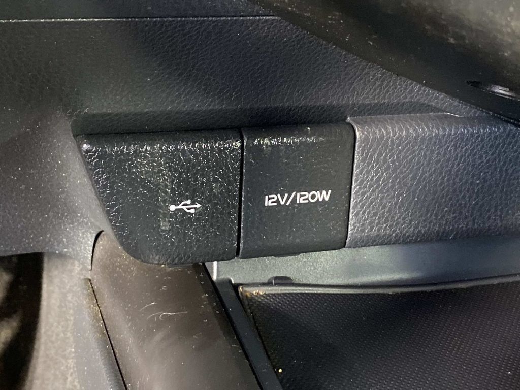 Used 2023 Toyota Camry LE FWD image 21