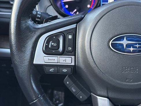 Used 2017 Subaru Outback 3.6R Limited image 26