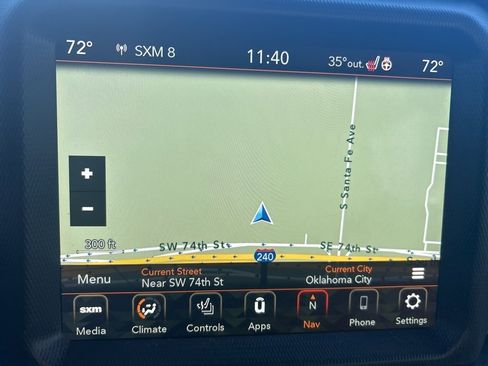 Used 2022 Jeep Gladiator Overland image 10