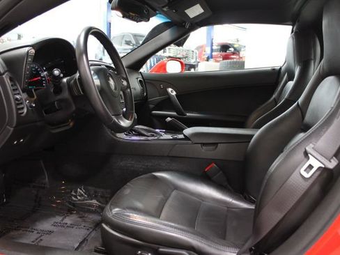 Used 2011 Chevrolet Corvette Coupe w/ 1LT RWD image 15