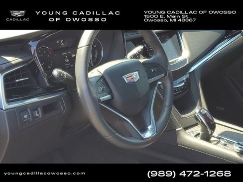 Certified 2025 Cadillac XT6 Luxury AWD/4WD image 10