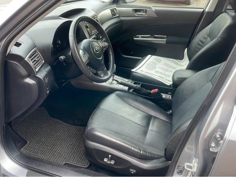 Used 2012 Subaru Forester 2.5X Limited AWD/4WD image 21