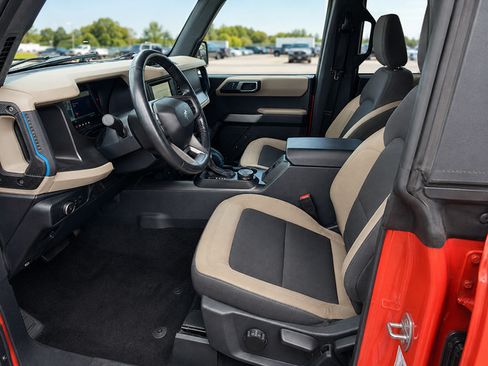 Used 2022 Ford Bronco Wildtrak AWD/4WD image 5