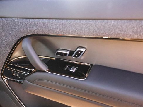 New 2026 Land Rover Range Rover Sport Dynamic SE AWD/4WD image 19