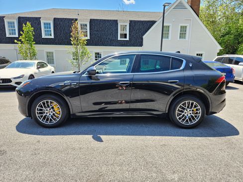 Used 2023 Maserati Grecale GT AWD/4WD image 5