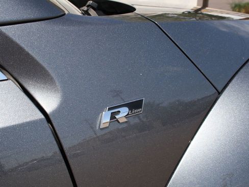 Used 2014 Volkswagen Beetle R-Line image 17