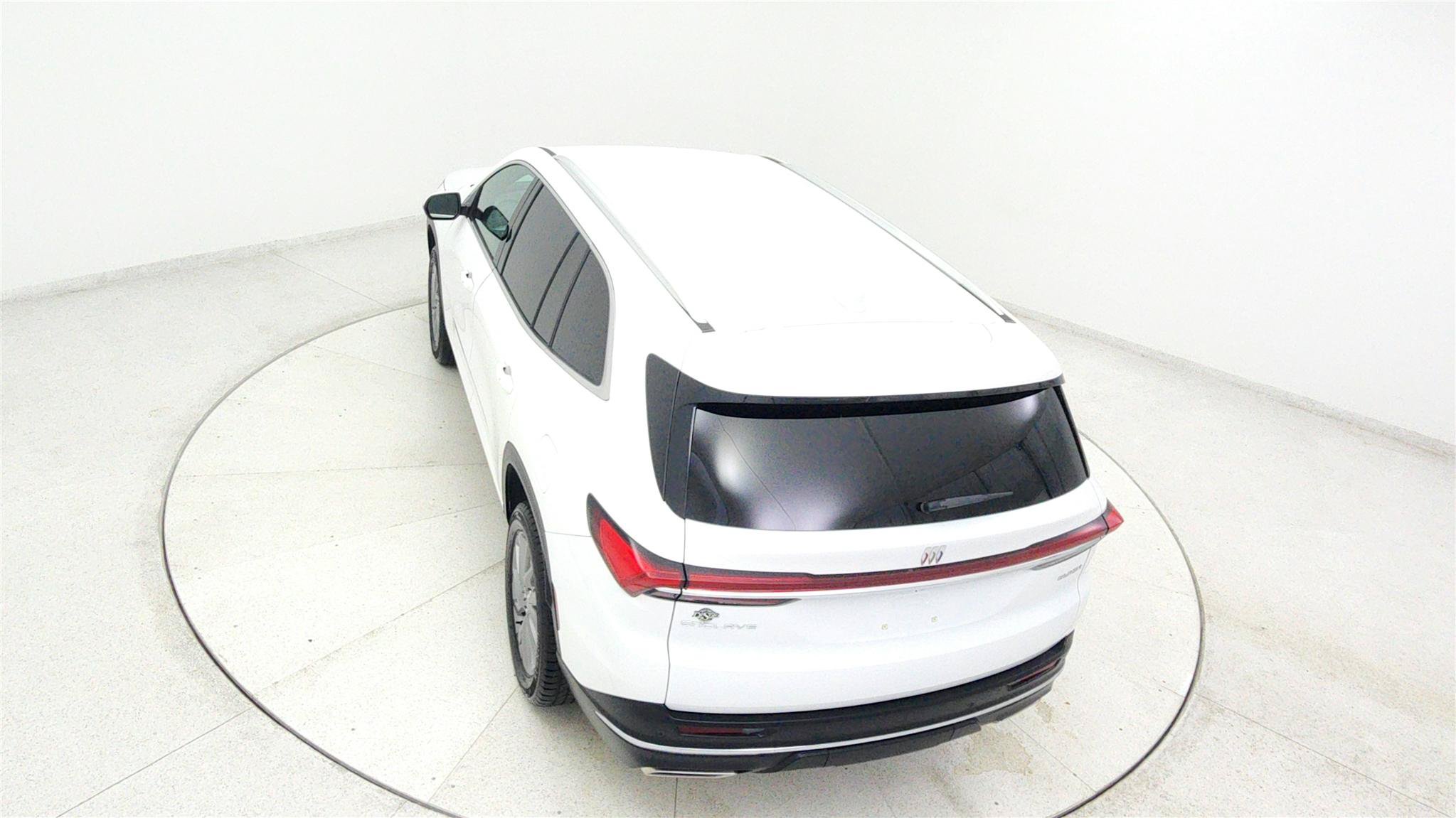 Used 2025 Buick Enclave Preferred FWD image 38