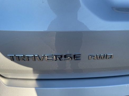 Used 2019 Chevrolet Traverse Premier image 9