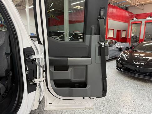 Used 2021 Ford F150 XLT RWD image 15