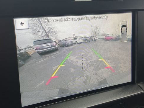 Used 2017 Ford F150 Lariat image 23