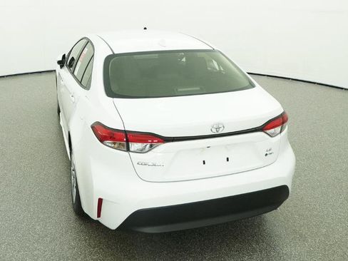 New 2026 Toyota Corolla LE FWD image 3