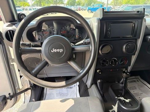 Used 2008 Jeep Wrangler Unlimited X AWD/4WD image 21