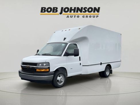 New 2025 Chevrolet Express 3500 w/ Power Convenience Package image 3