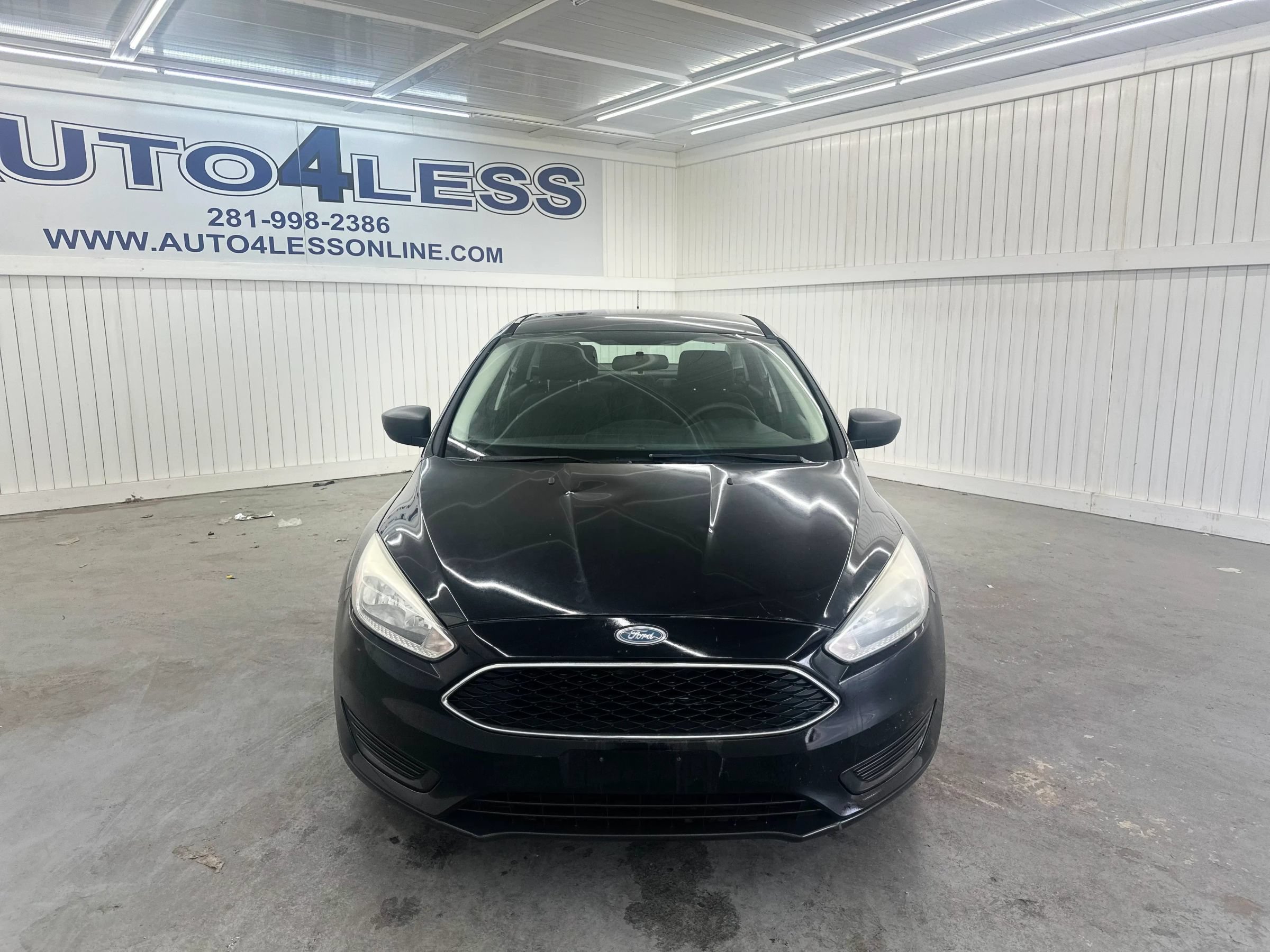 Used 2017 Ford Focus S FWD image 2