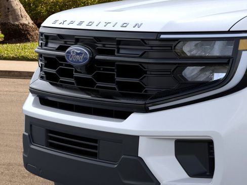 New 2026 Ford Expedition Max Active RWD image 33