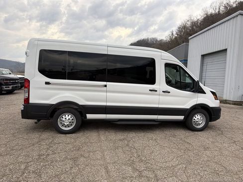 New 2026 Ford Transit 350 148 Medium Roof Wagon AWD image 3