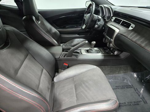 Used 2014 Chevrolet Camaro ZL1 RWD image 41