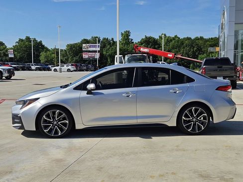 Used 2022 Toyota Corolla SE FWD image 4