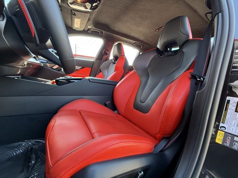 Used 2026 BMW M5 w/ Carbon Package image 11