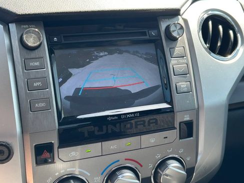 Used 2019 Toyota Tundra SR5 w/ SR5 Upgrade Package AWD/4WD image 34