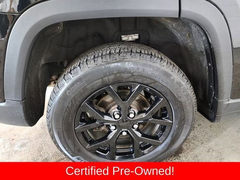 Certified 2025 Jeep Grand Cherokee Altitude AWD/4WD image 38