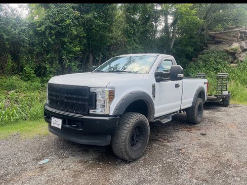 Used 2019 Ford F250 XL w/ Power Equipment Group AWD/4WD image 2