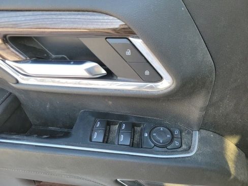 Used 2024 Chevrolet Silverado 3500 LT w/ Convenience Package image 28